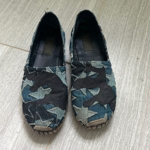 Valentno Garavani espadrilles in size 7